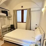 Airconditioned Terrace Cipresso 4 *